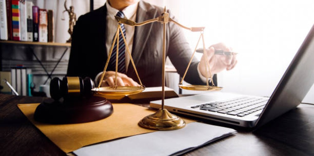 The Role of Legal Precedent in Strengthening Complaints