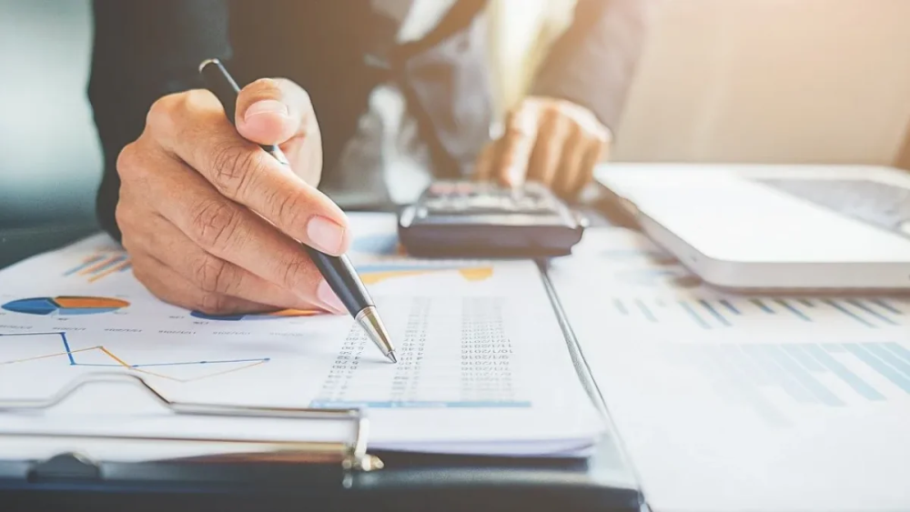 Case Studies: Famous Service Agreement Disputes and Lessons Learned