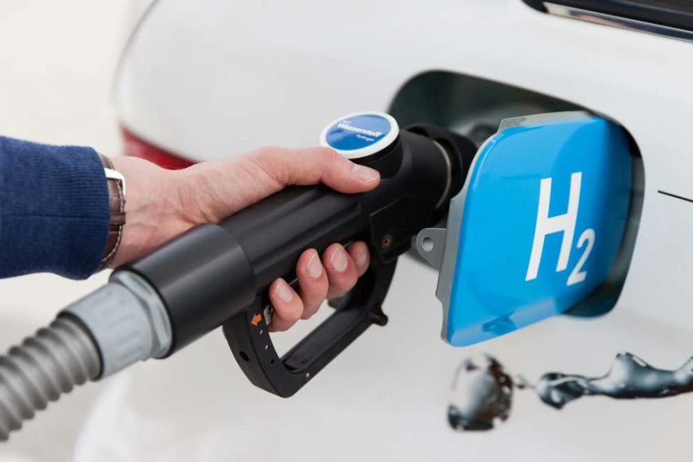 Navigating Hydrogen Fuel Cell Patent Disputes for Pro Se Litigants: Drafting Clean Tech Claims
